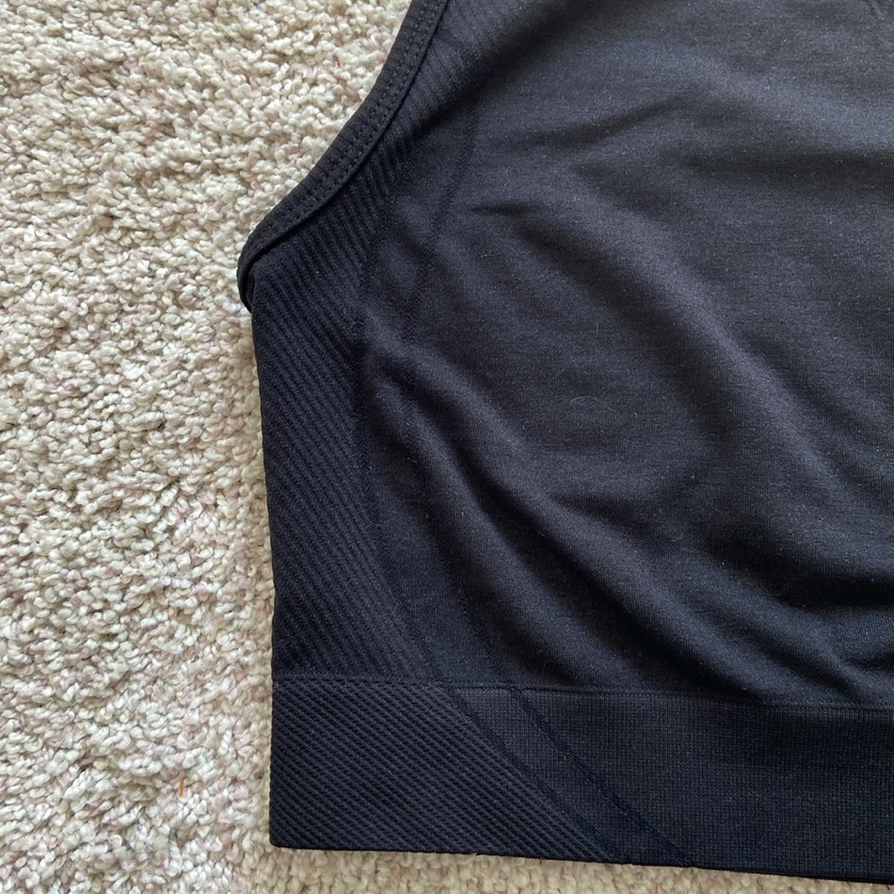 Alphalete Black Ribbed Cropped Tank Top - Picture 4 of 13